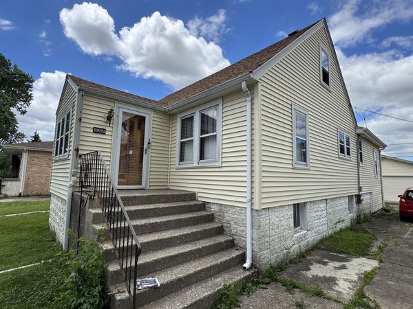 10024 Merrimac Avenue, Oak Lawn, IL 60453