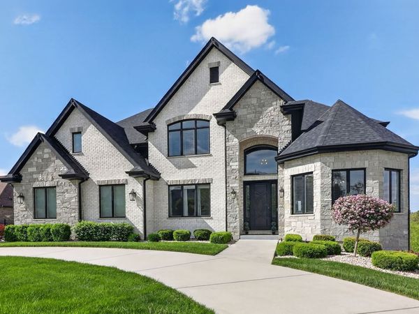 11022 Fawn View Circle, Orland Park, IL 60467