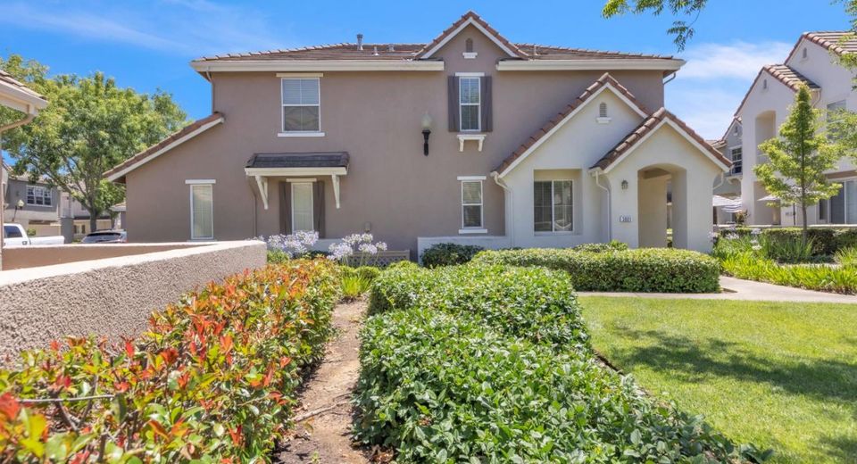 3801 Esplanade Cir, Folsom, CA 95630 Photo