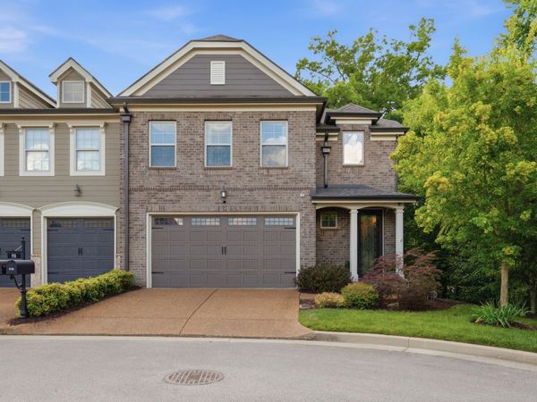 918 Silkwood Cir , Nashville, TN 37221