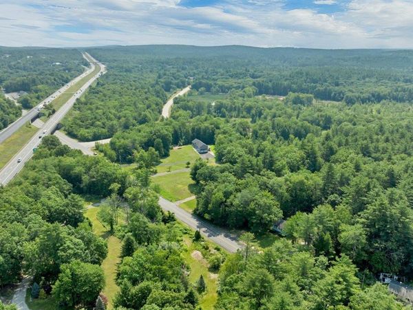 556 Old Candia Road, Candia, NH 03034