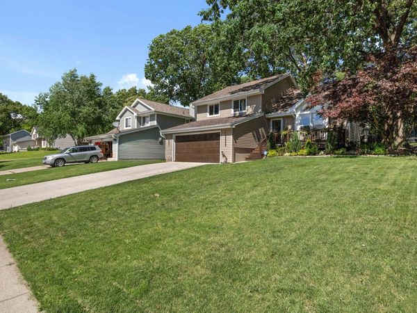 3707 SE 19th Street, Des Moines, IA 50320