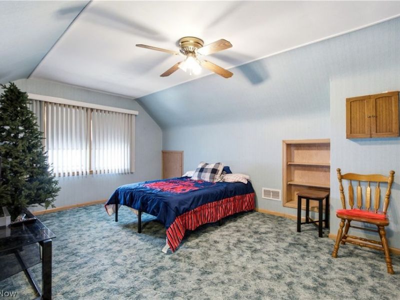 2212 Larchmont Drive, Wickliffe, OH 44092 Photo 12