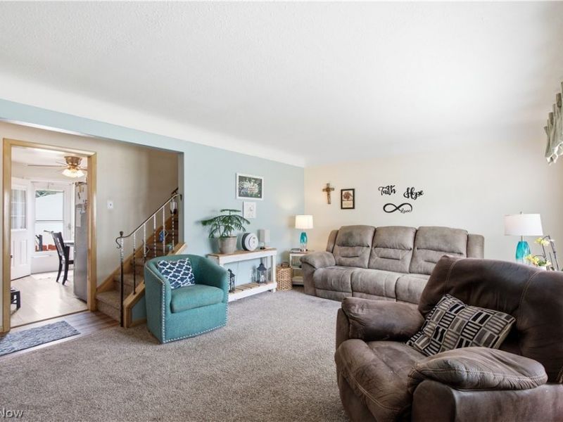 2212 Larchmont Drive, Wickliffe, OH 44092 Photo 7