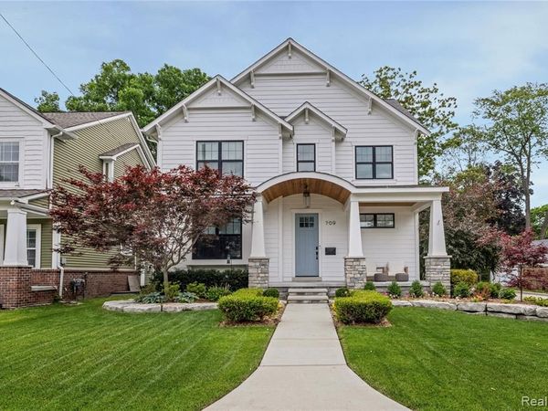 709 S Blair Avenue , Royal Oak, MI 48067