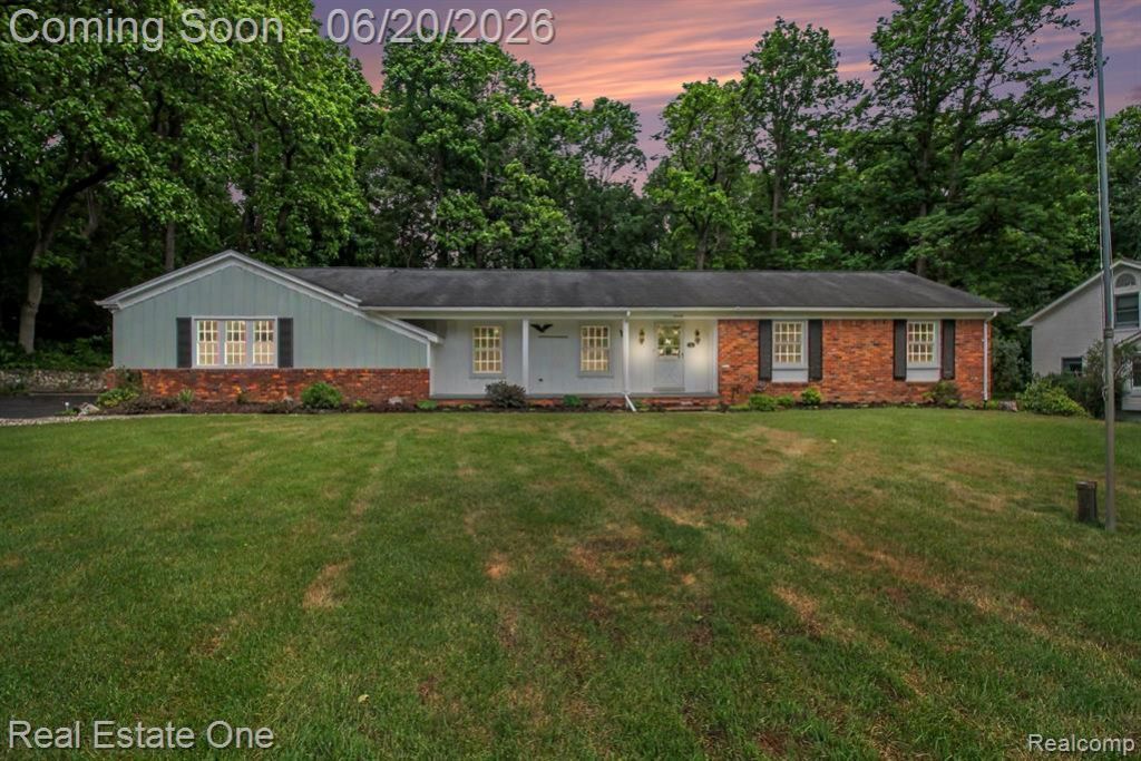 6440 Grand Circle Drive , Genoa Township, MI 48116 Main Photo
