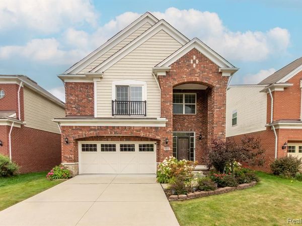 44843 STOCKTON Drive , Novi, MI 48377