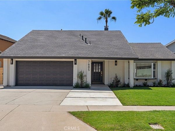 7685 E Calle Durango, Anaheim, CA 92808