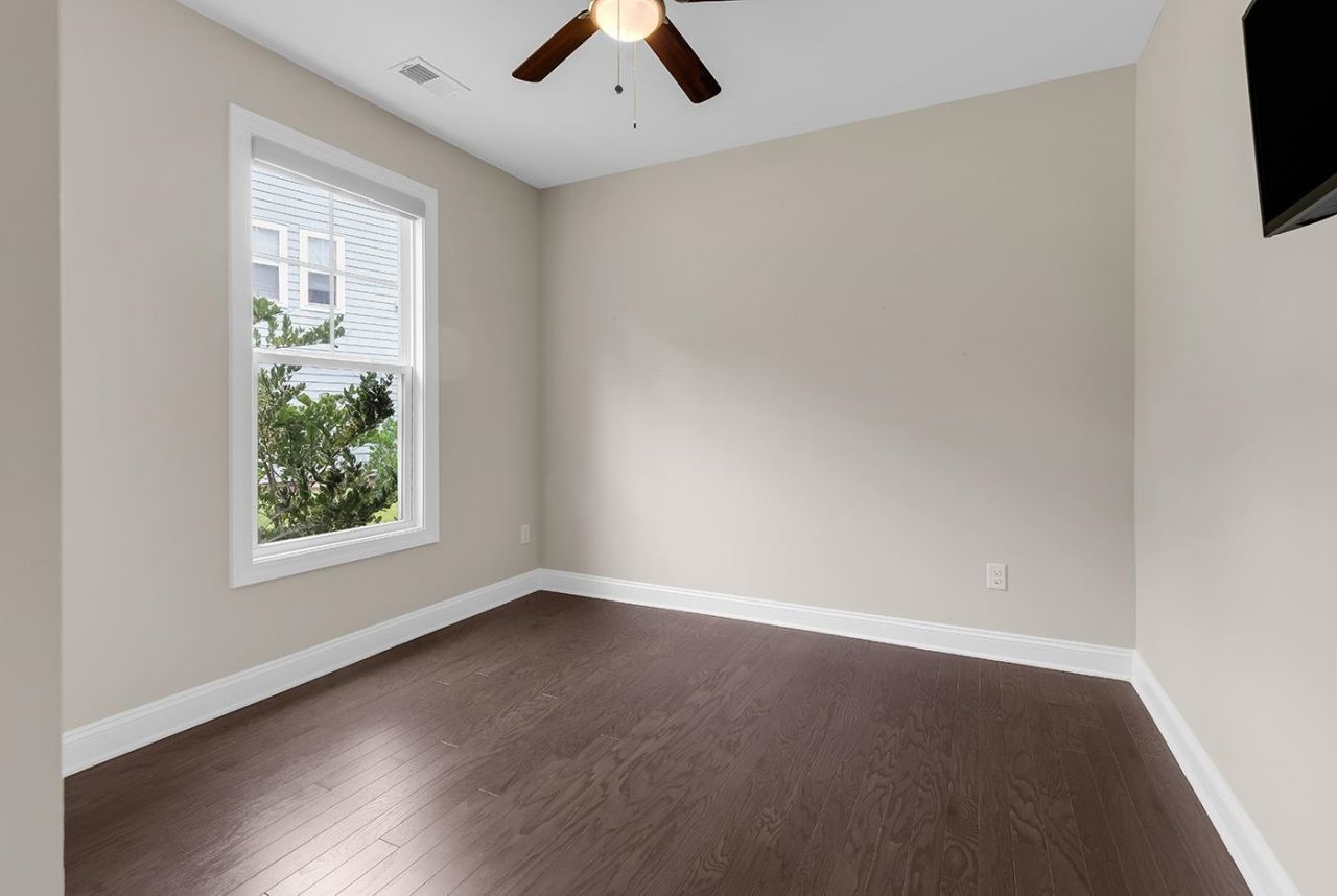 64 Black Pearl Court Photo 37