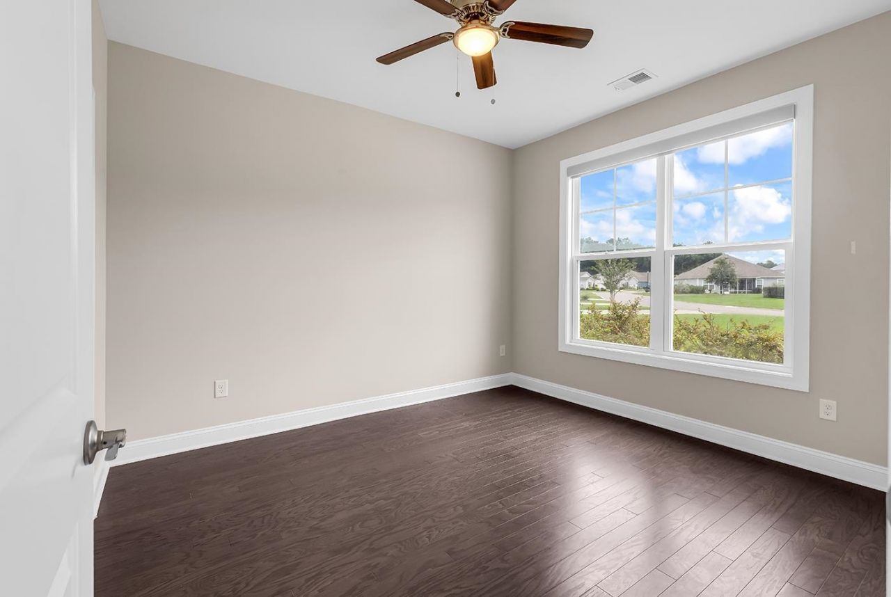 64 Black Pearl Court Photo 4