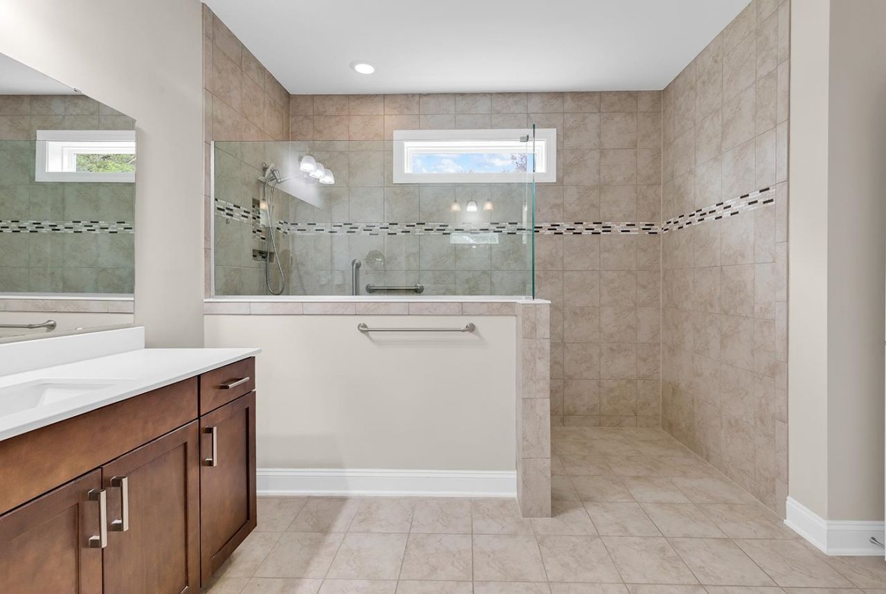 64 Black Pearl Court Photo 48