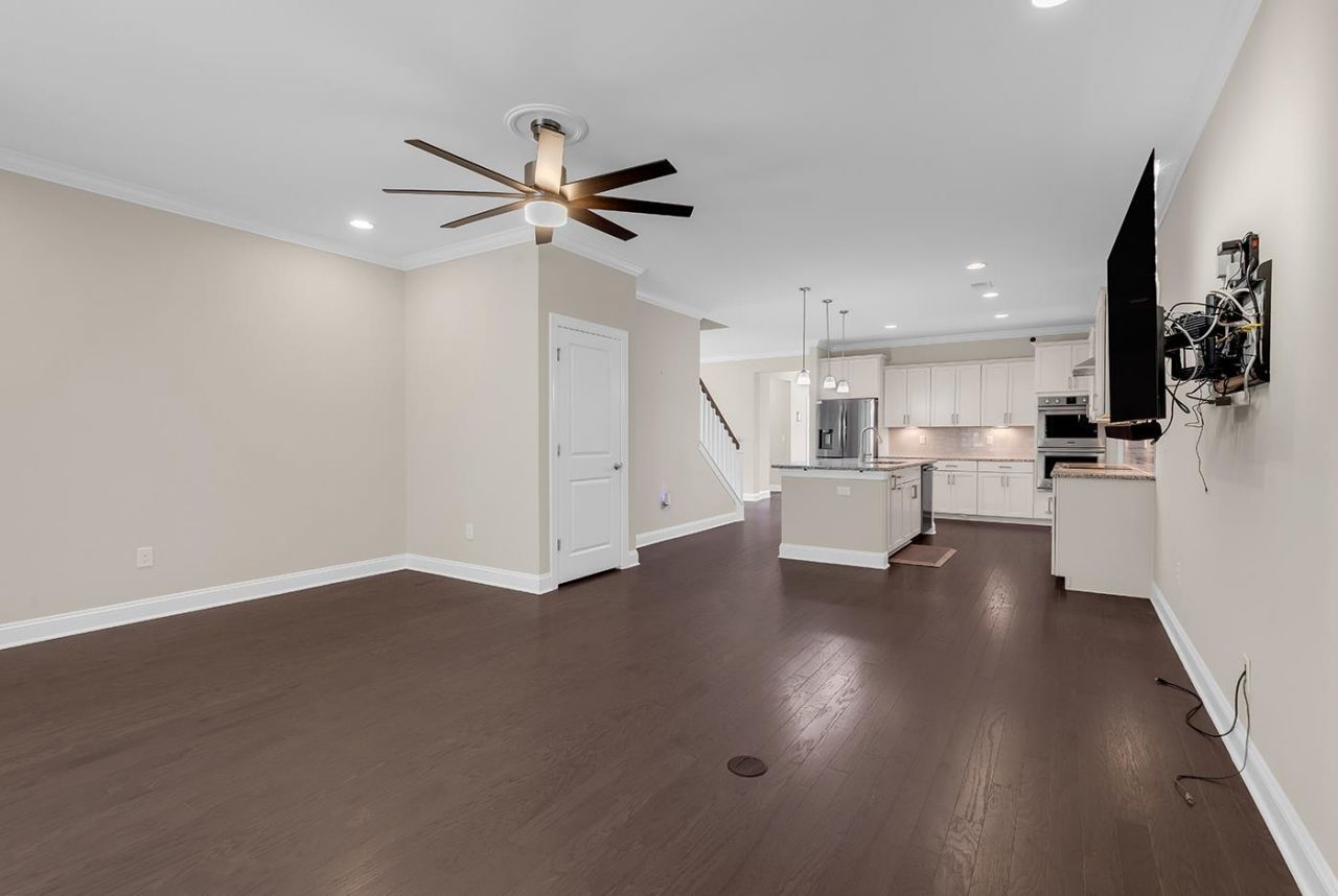 64 Black Pearl Court Photo 51