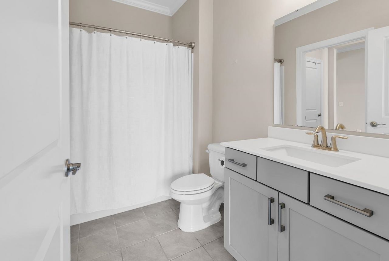 64 Black Pearl Court Photo 6