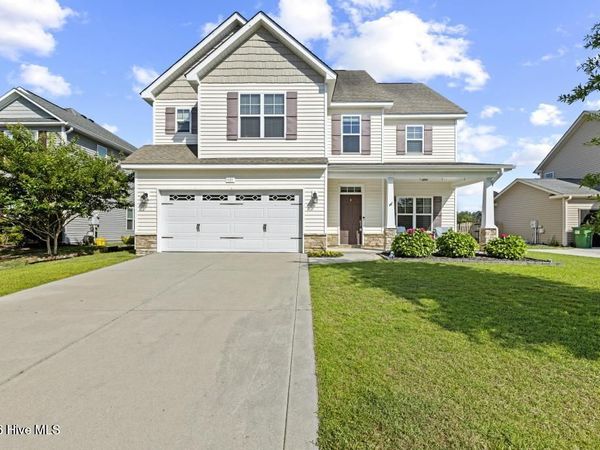121 Long Pond Drive , Sneads Ferry, NC 28460
