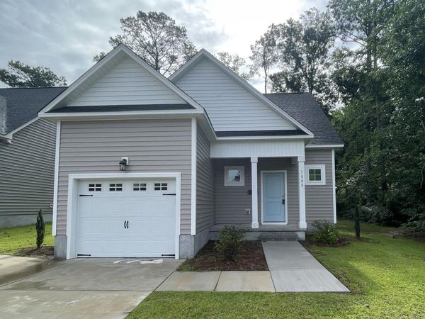 1000 Onsville Drive , Jacksonville, NC 28546