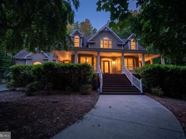 909 EASTOVER PARKWAY, LOCUST GROVE, VA 22508
