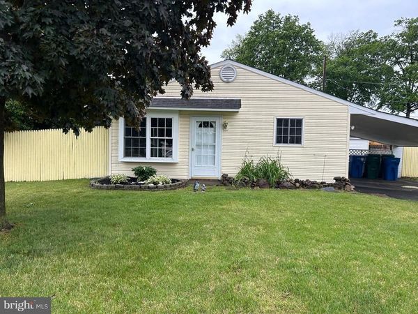 19 GOODTURN ROAD , LEVITTOWN, PA 19057
