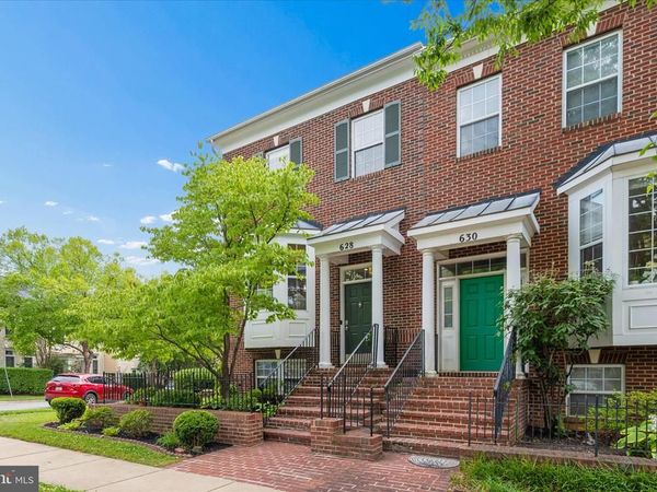 628 GRAND CHAMPION DRIVE , ROCKVILLE, MD 20850