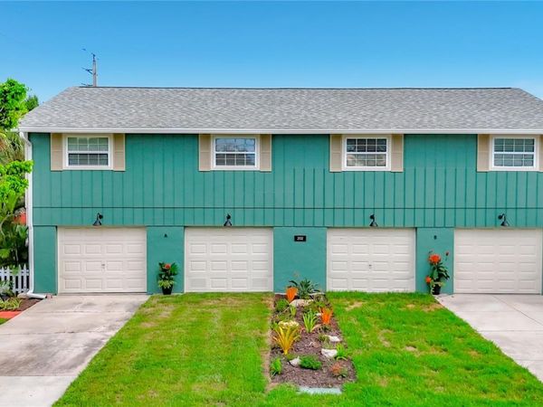 202 PEACOCK LANE, Unit B, HOLMES BEACH, FL 34217