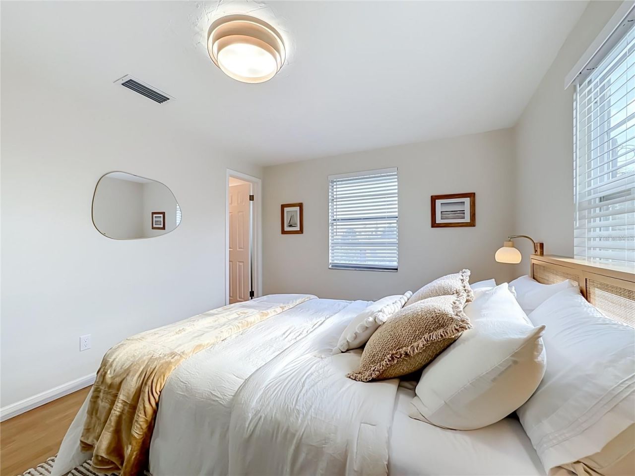 202 Peacock Lane, Unit B, Holmes Beach, FL 34217 Photo