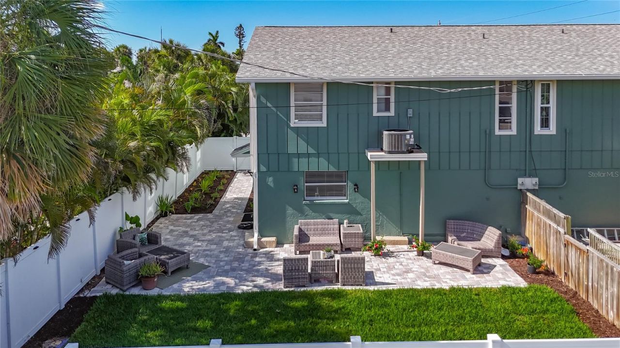 202 Peacock Lane, Unit B, Holmes Beach, FL 34217 Photo