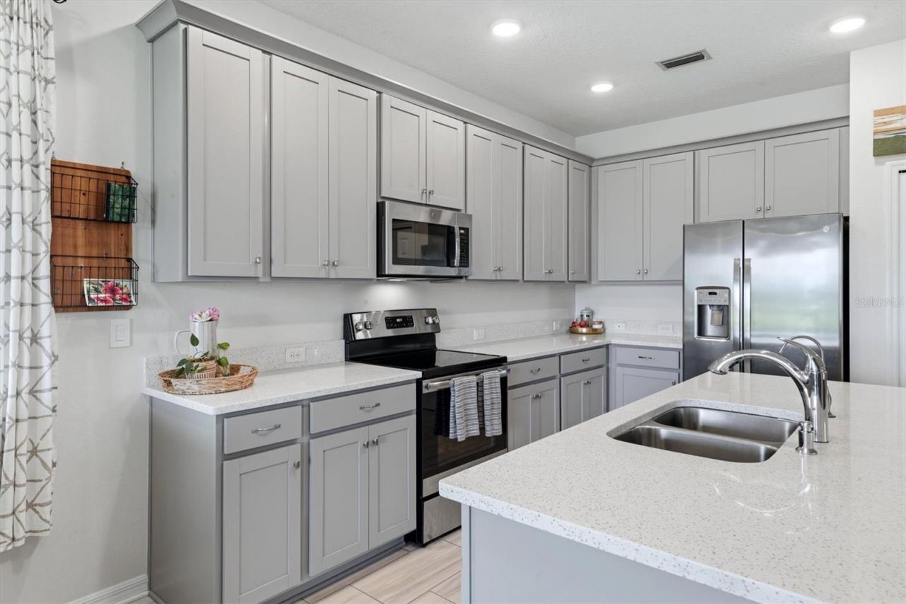 8583 Starlight Loop , Parrish, FL 34219 Photo