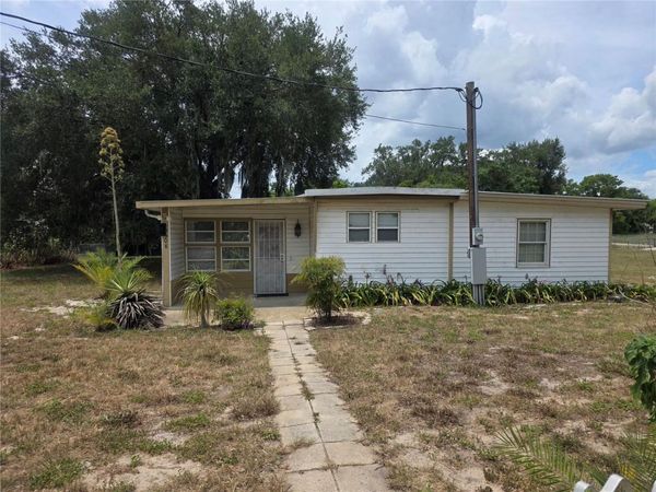 33508 LINDA DRIVE , LEESBURG, FL 34788