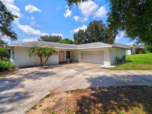 54 LAKE LINK CIRCLE SE, WINTER HAVEN, FL 33884