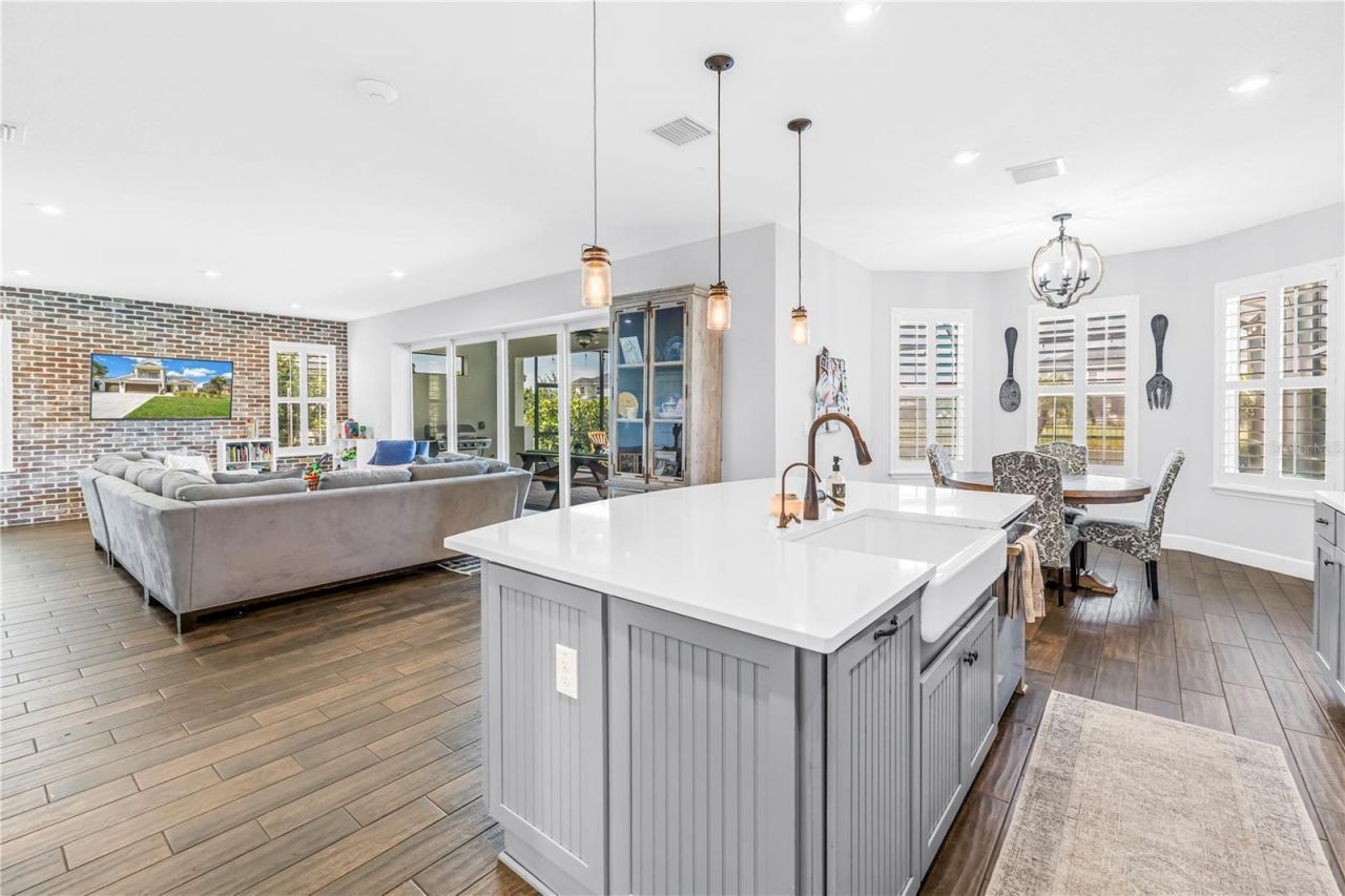 10108 Corriente Court, Palmetto, FL 34221 Photo
