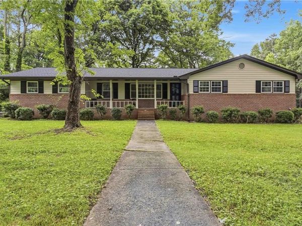 420 Creekview Court , Marietta, GA 30064