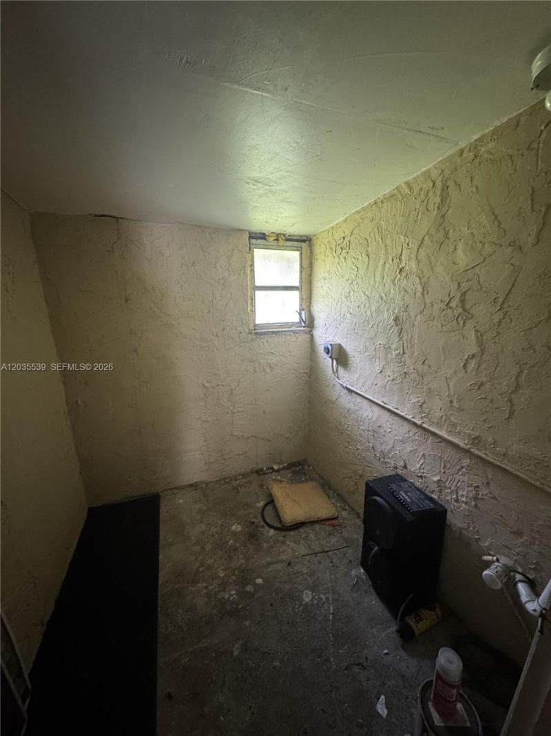 2125 W 5th Ave, Hialeah, FL 33010 Photo