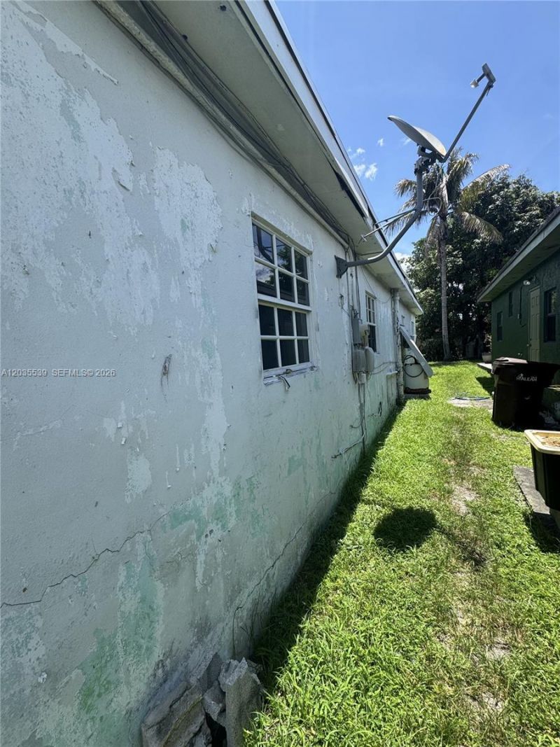 2125 W 5th Ave, Hialeah, FL 33010 Photo