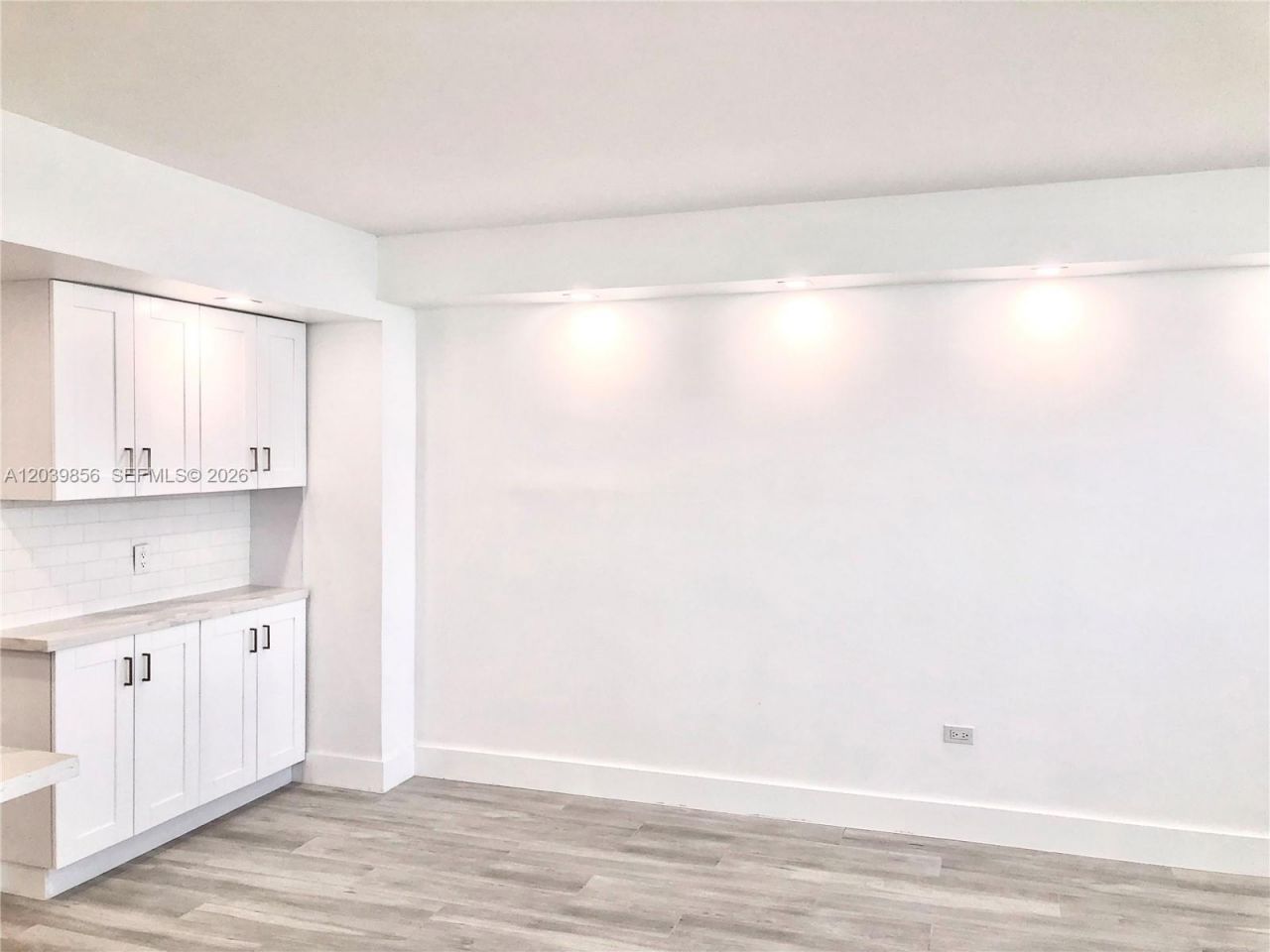 905 Brickell Bay Dr , Unit 2029, Miami, FL 33131 Photo