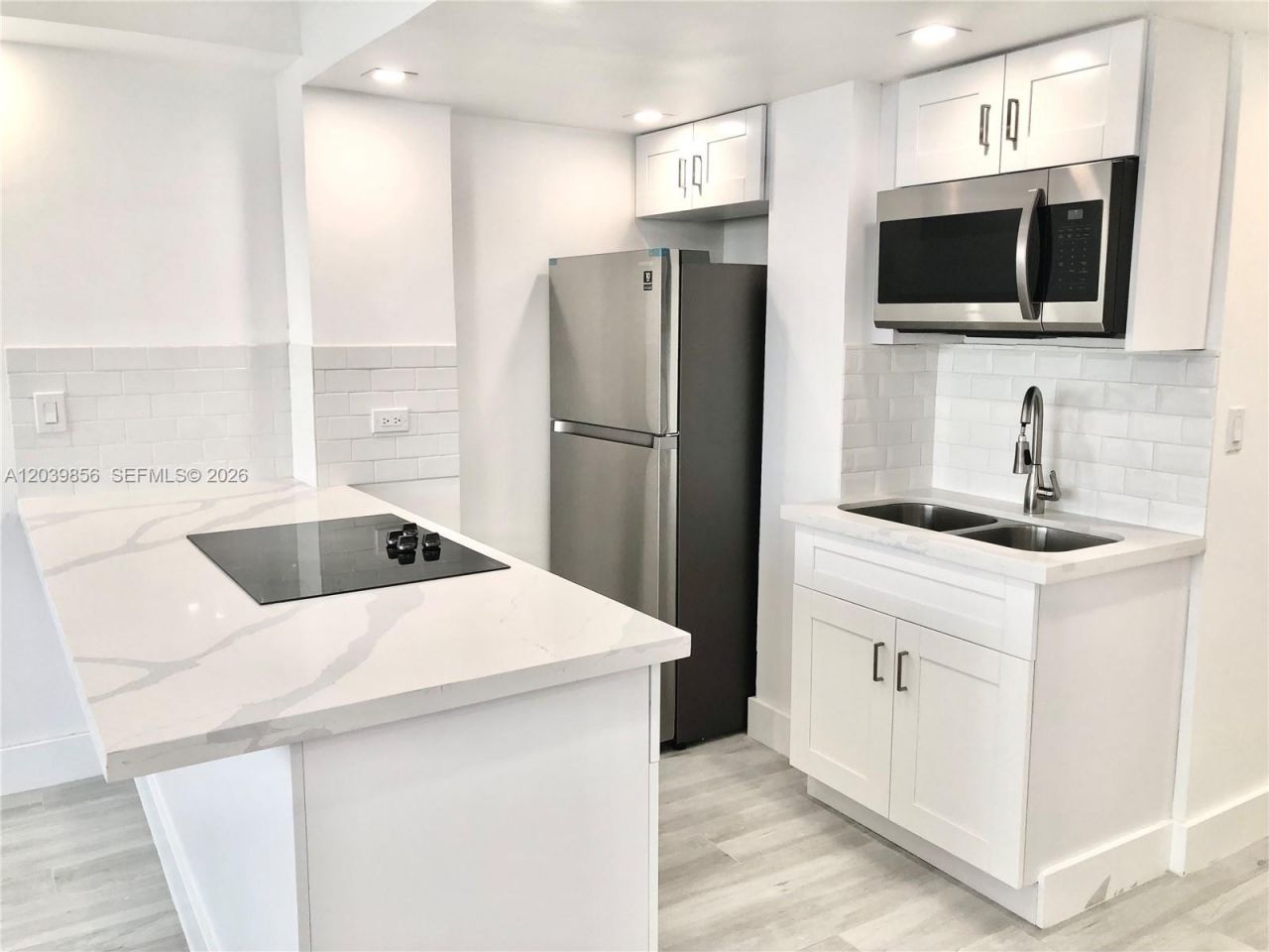 905 Brickell Bay Dr , Unit 2029, Miami, FL 33131 Photo