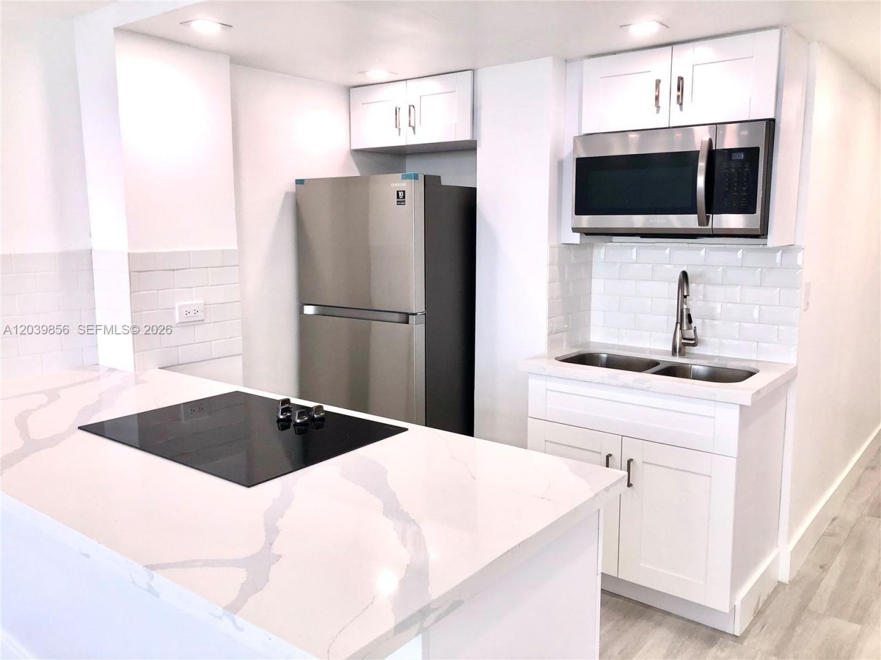 905 Brickell Bay Dr , Unit 2029, Miami, FL 33131 Photo
