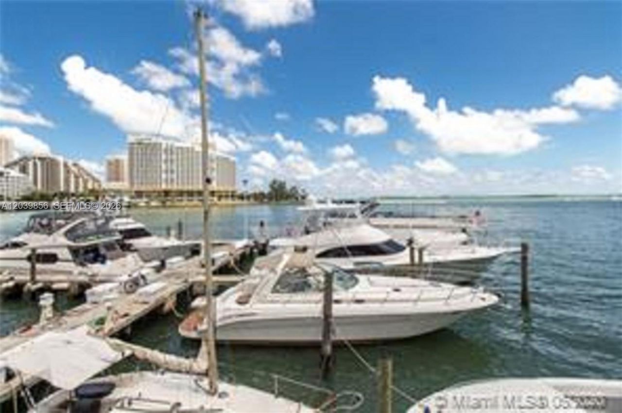 905 Brickell Bay Dr , Unit 2029, Miami, FL 33131 Photo