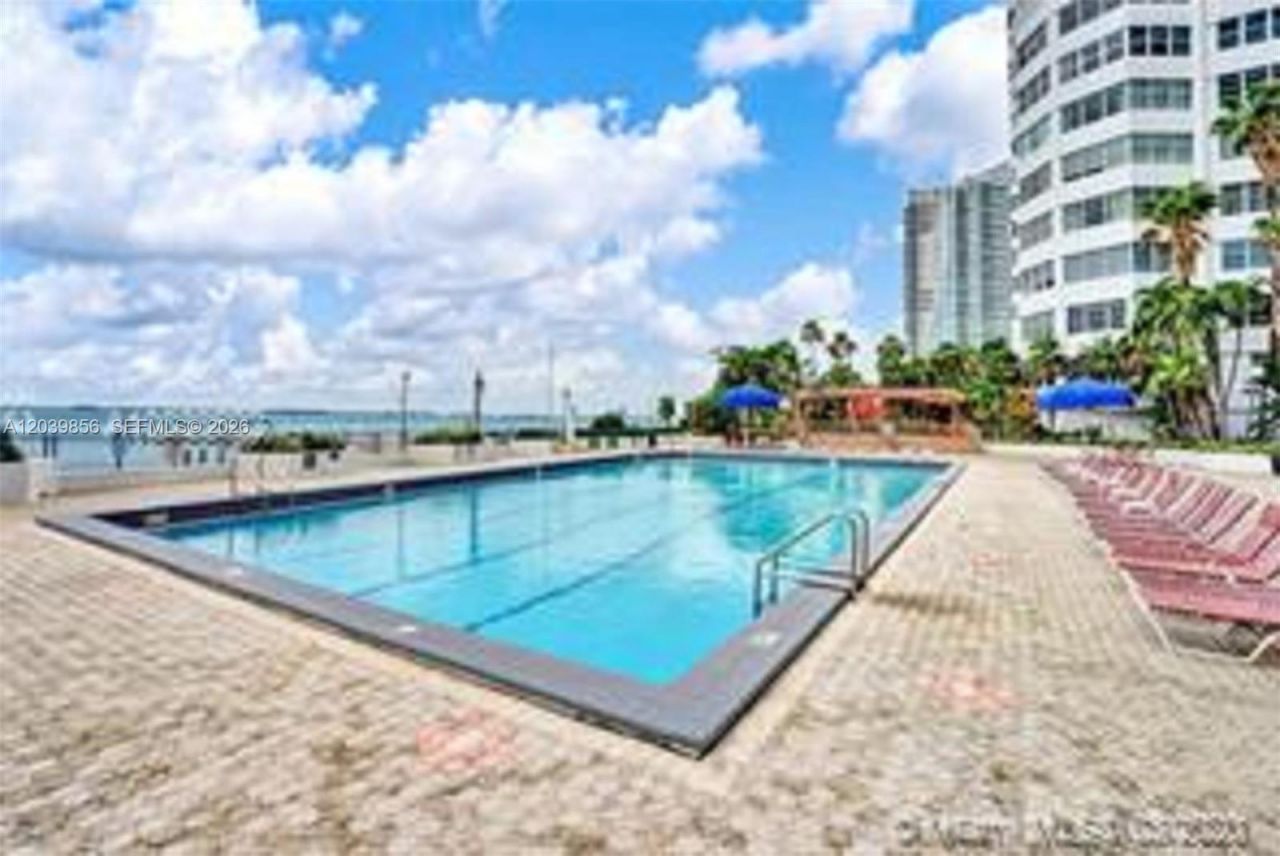 905 Brickell Bay Dr , Unit 2029, Miami, FL 33131 Photo
