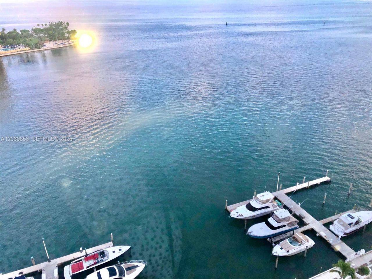 905 Brickell Bay Dr , Unit 2029, Miami, FL 33131 Photo