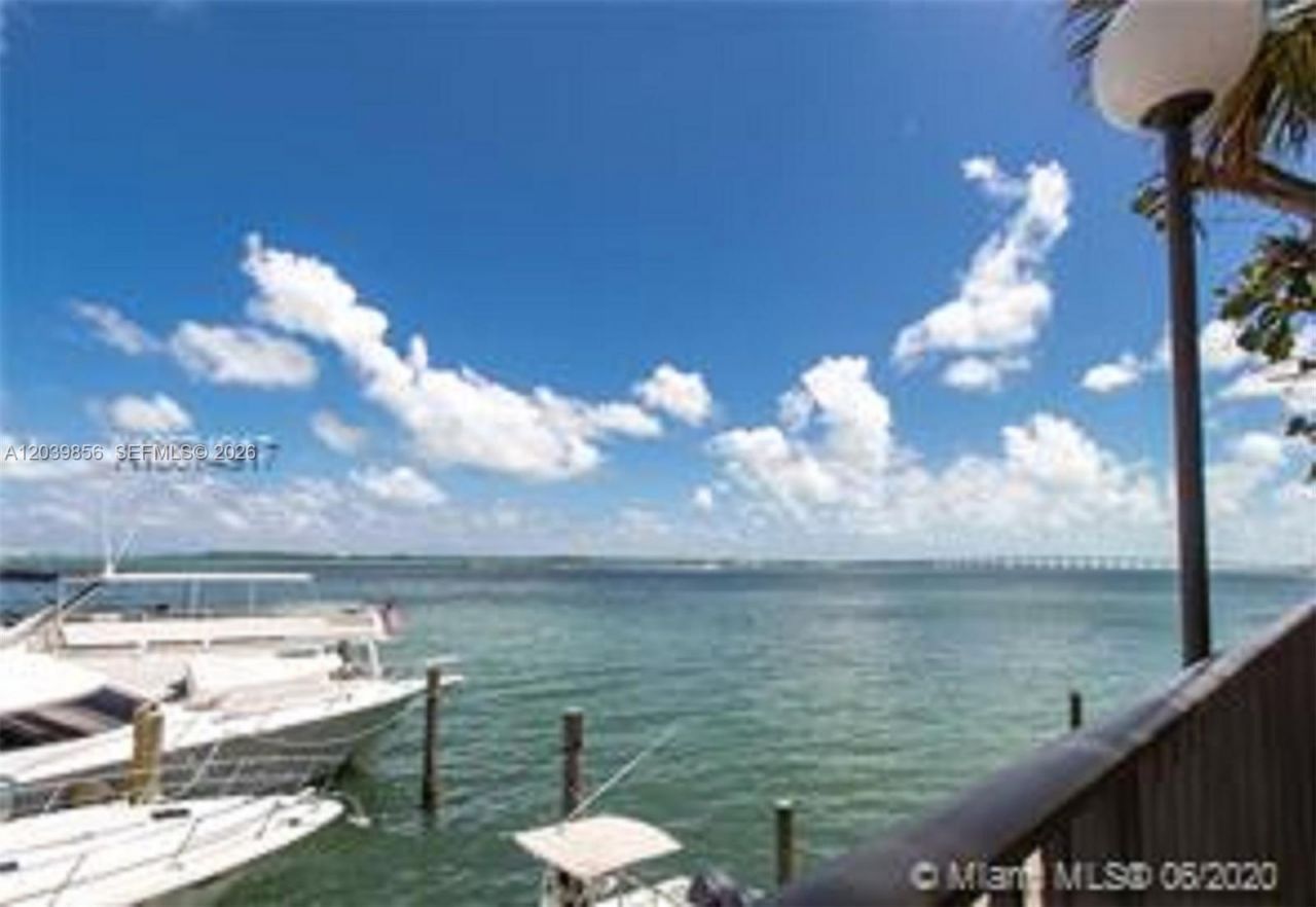 905 Brickell Bay Dr , Unit 2029, Miami, FL 33131 Photo