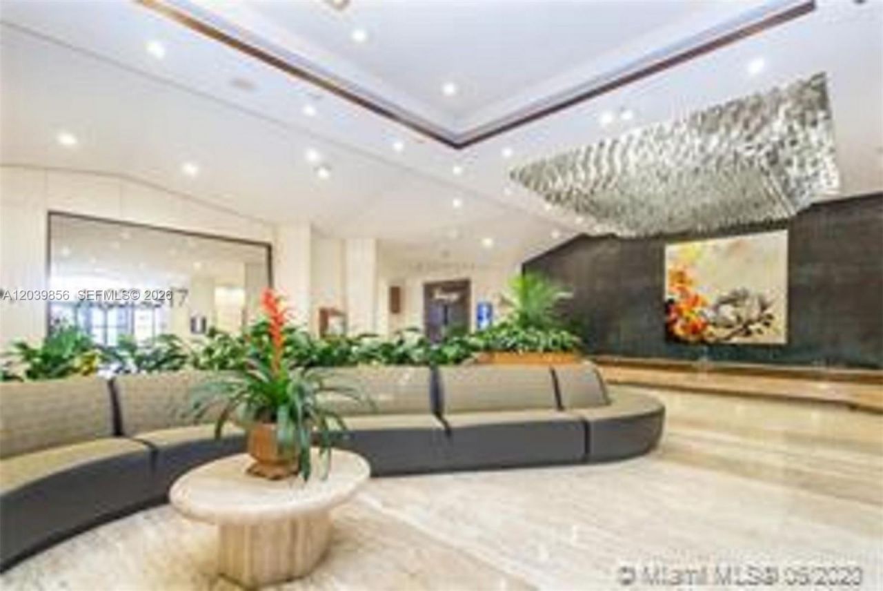 905 Brickell Bay Dr , Unit 2029, Miami, FL 33131 Photo
