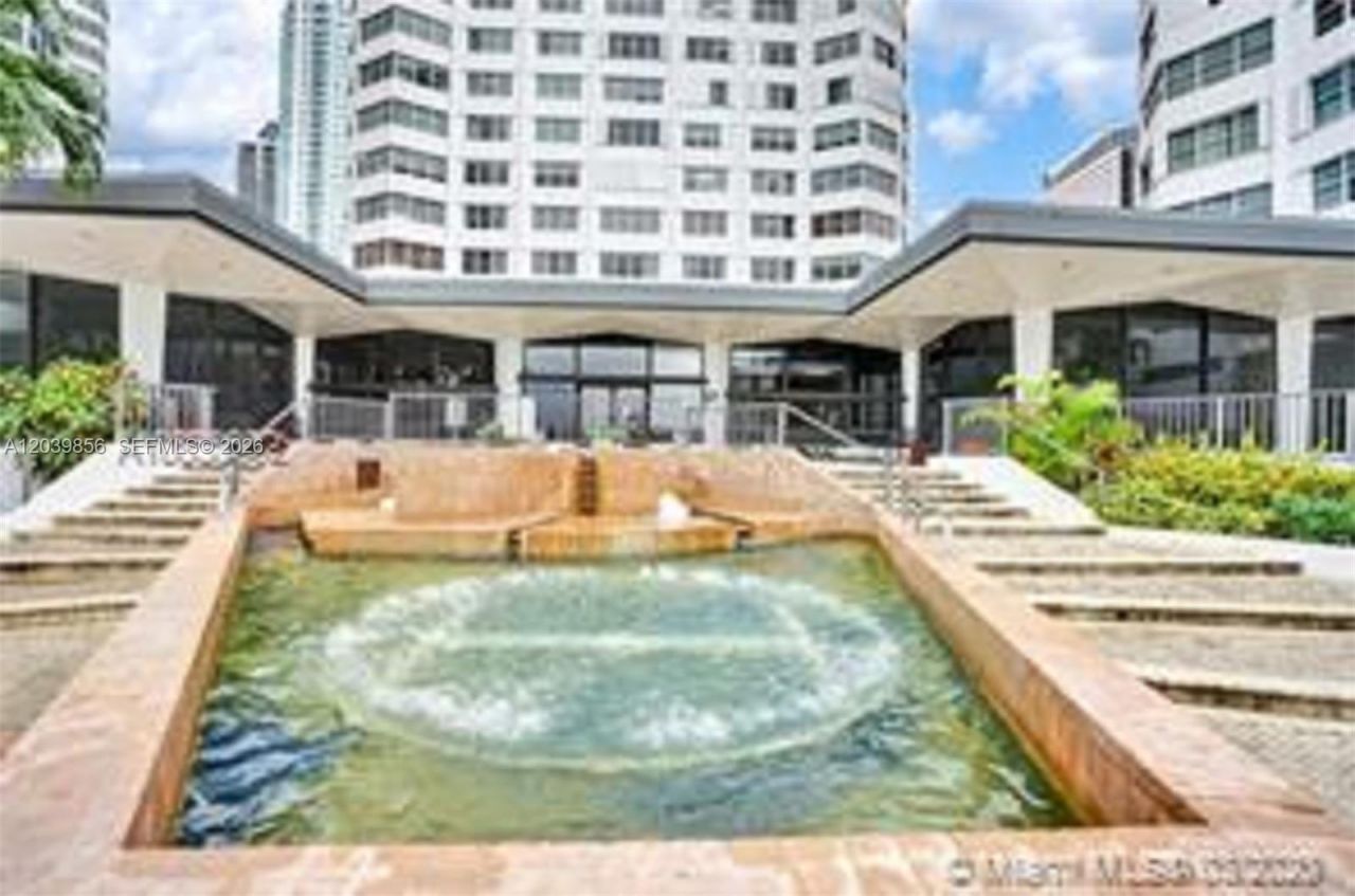 905 Brickell Bay Dr , Unit 2029, Miami, FL 33131 Photo