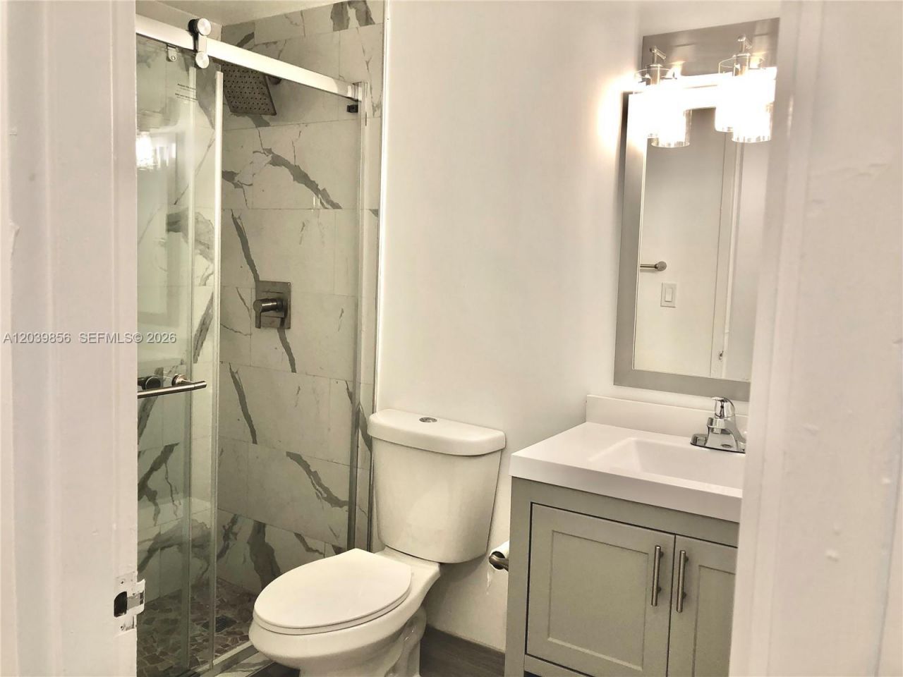 905 Brickell Bay Dr , Unit 2029, Miami, FL 33131 Photo