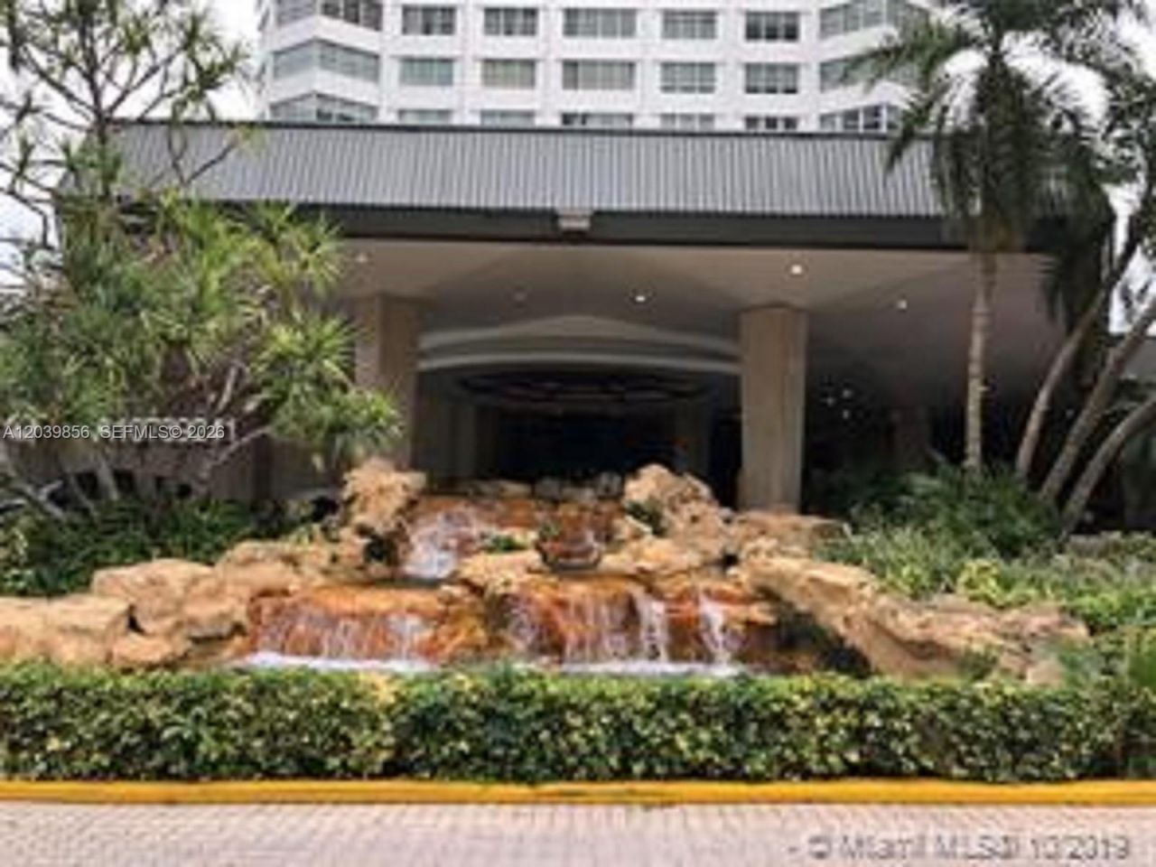 905 Brickell Bay Dr , Unit 2029, Miami, FL 33131 Photo