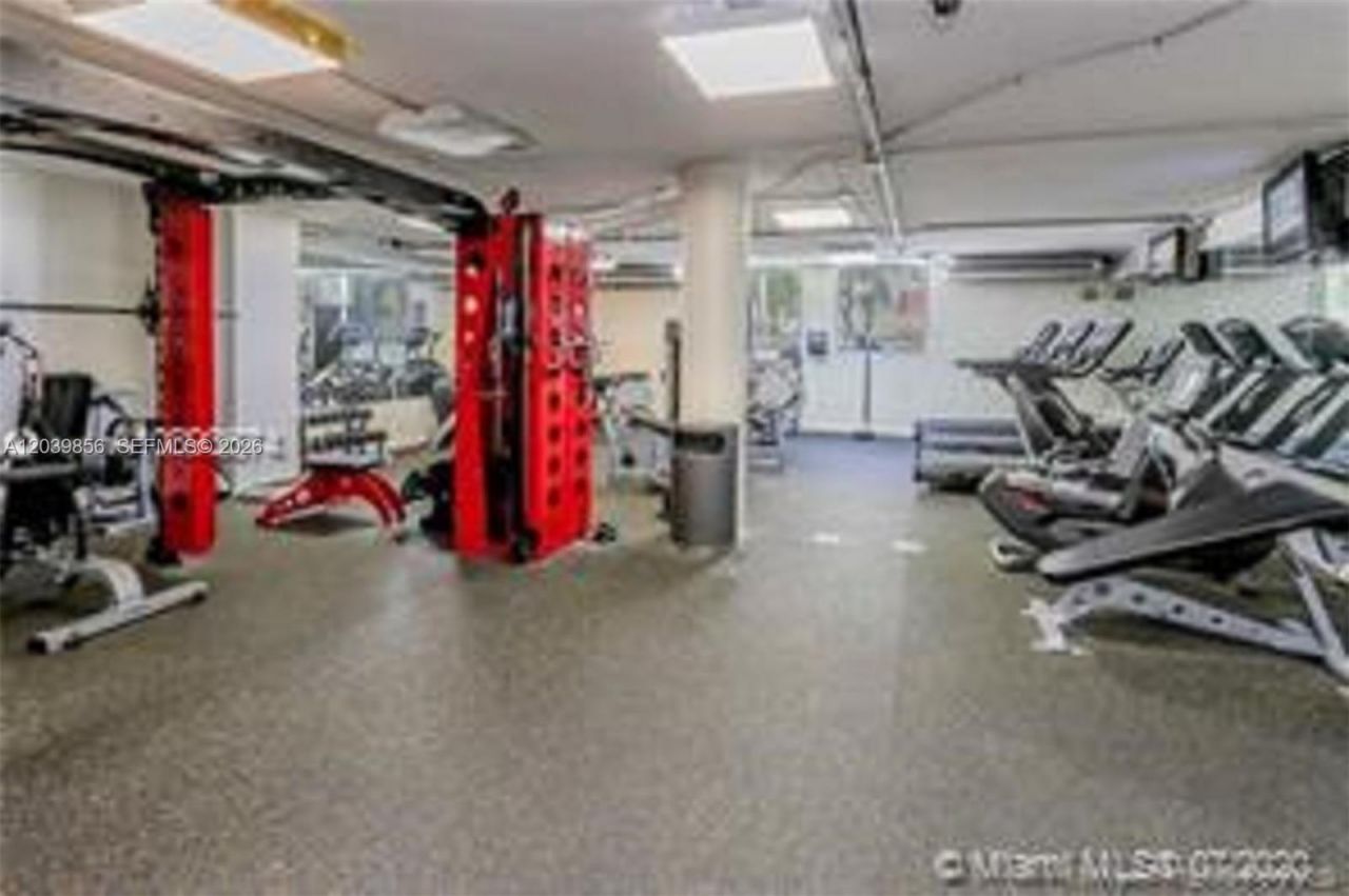 905 Brickell Bay Dr , Unit 2029, Miami, FL 33131 Photo