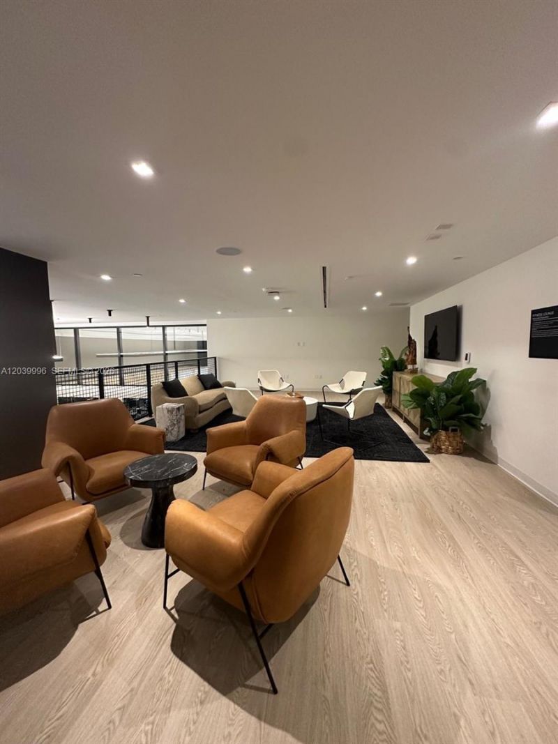 225 N Miami Ave, Unit 3203, Miami, FL 33128 Photo