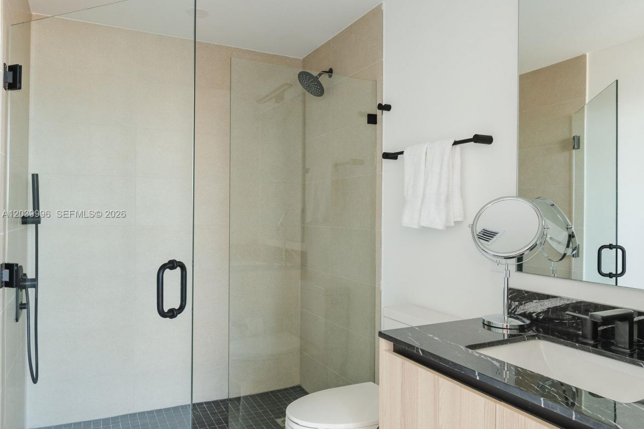 225 N Miami Ave, Unit 3203, Miami, FL 33128 Photo