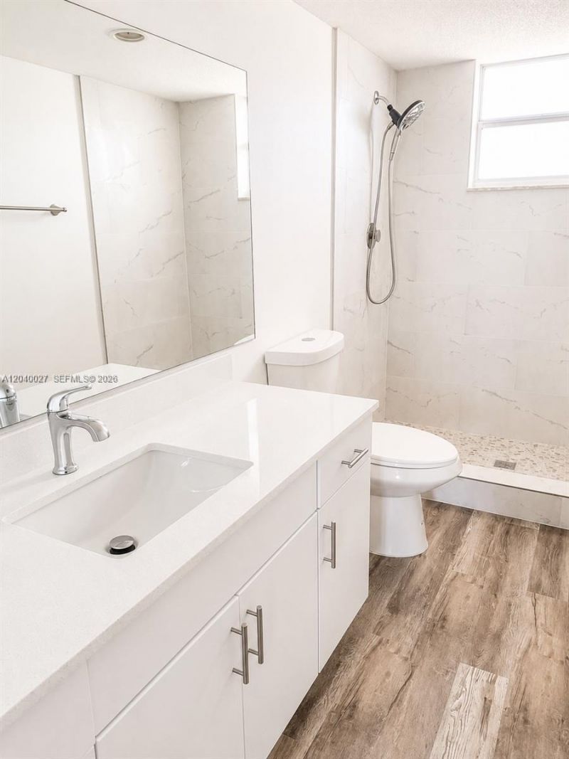 406 NW 68th Ave, Unit 526, Plantation, FL 33317 Photo