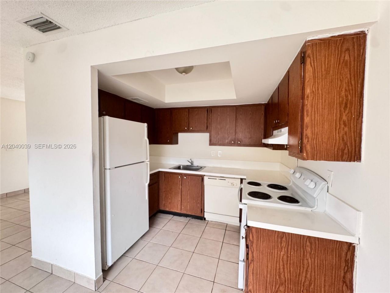 5944 NW 21st St , Unit 51-C, Lauderhill, FL 33313 Photo