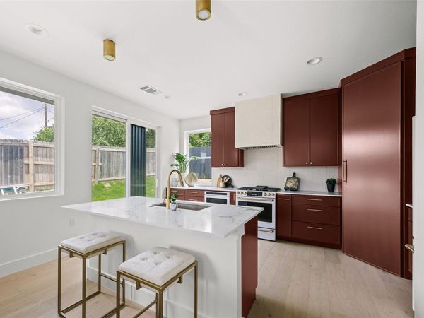 5104 Stone Gate DR, Unit 3, Austin, TX 78721