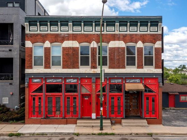 2506 N Clybourn Avenue , Chicago, IL 60614